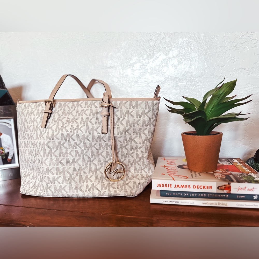 Michael Kors Medium Tote Bag. Brand New.